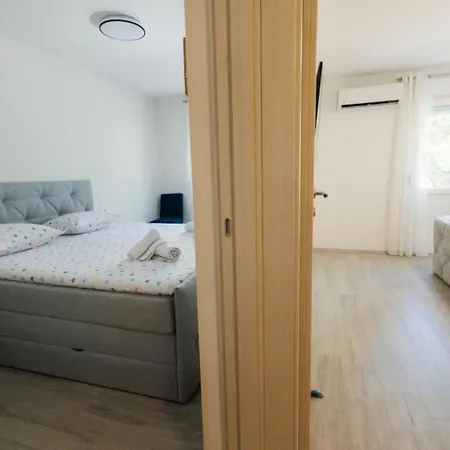 Apartment Esperanza *